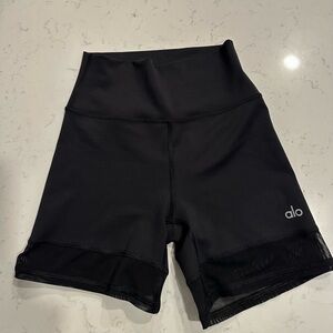 ALO Yoga Women's Black Bike Shorts cute mesh bottom